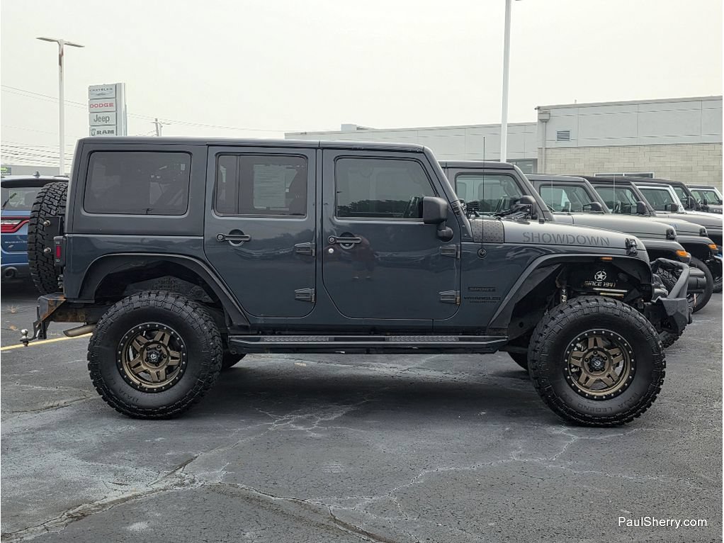 Used 2016 Jeep Wrangler Unlimited Sport w/ Connectivity Group AWD/4WD image 12