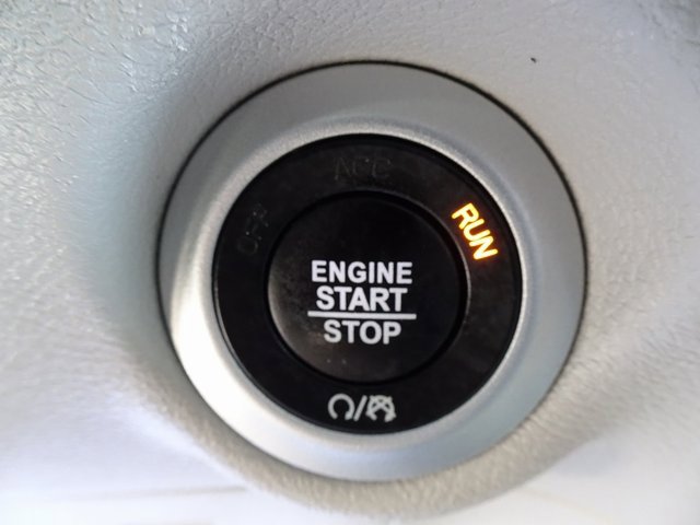 Used 2024 Chrysler Pacifica Touring-L image 24