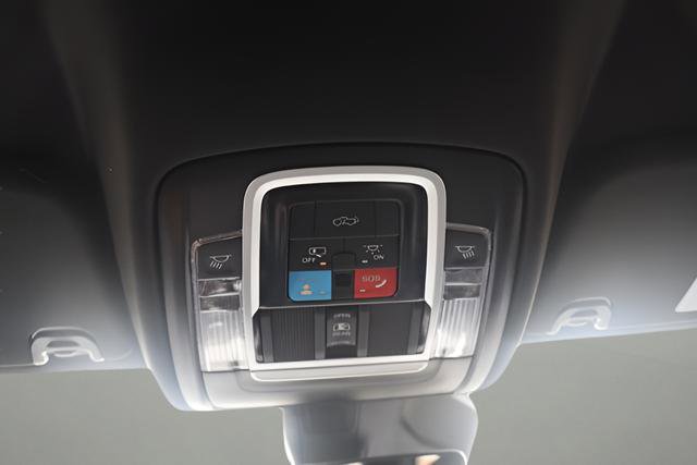 New 2026 RAM 1500 4x4 Crew Cab image 26