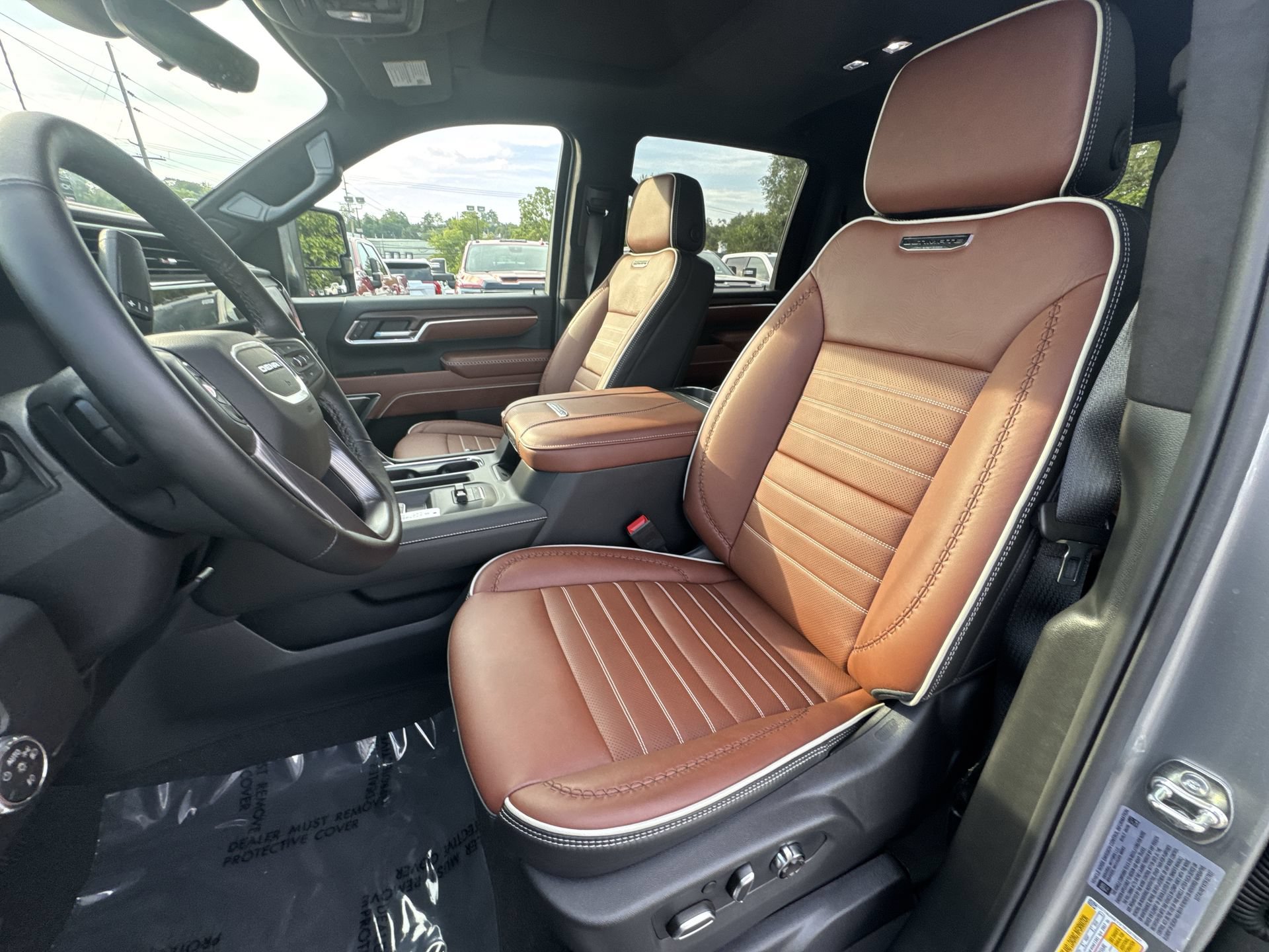 New 2026 GMC Sierra 2500 Denali Ultimate AWD/4WD image 13