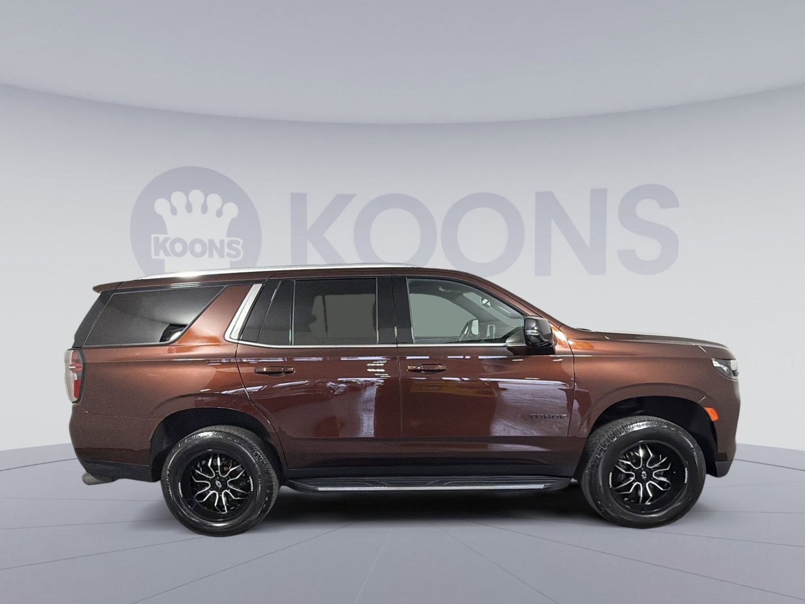 Used 2022 Chevrolet Tahoe LT w/ Luxury Package image 8