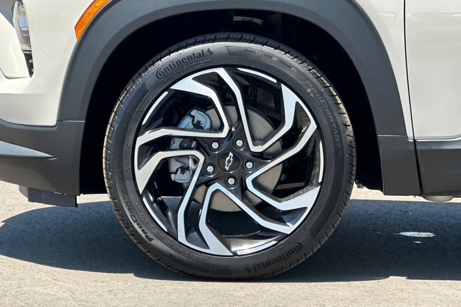 New 2026 Chevrolet TrailBlazer RS w/ Convenience Package FWD image 25