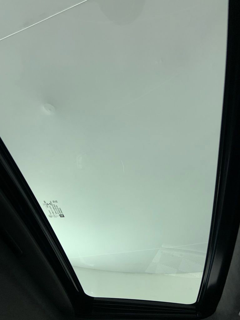 Used 2022 Cadillac CT4 V w/ Technology Package image 18