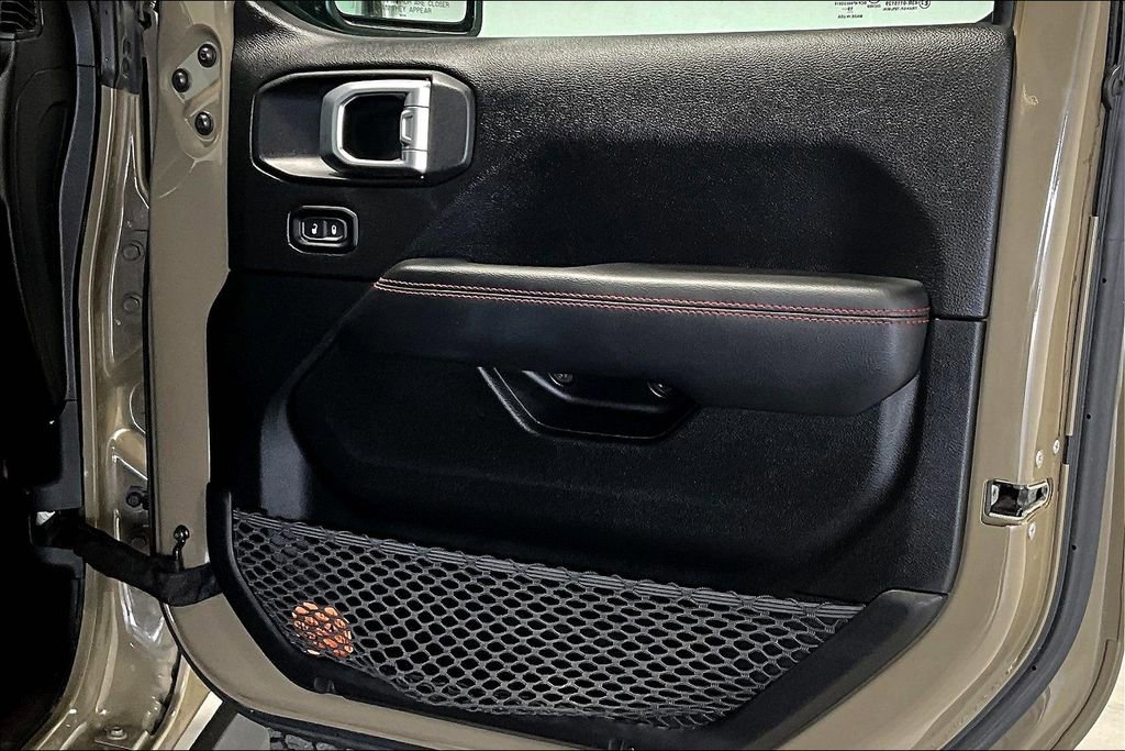 Used 2020 Jeep Gladiator Rubicon image 23