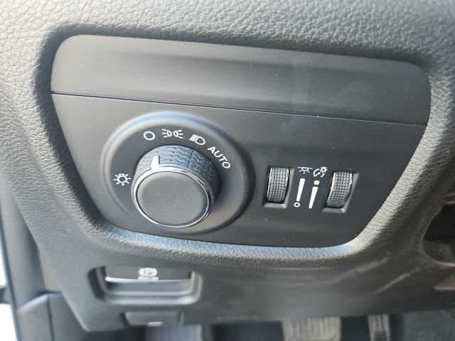 Used 2024 Jeep Grand Cherokee L Laredo AWD/4WD image 22