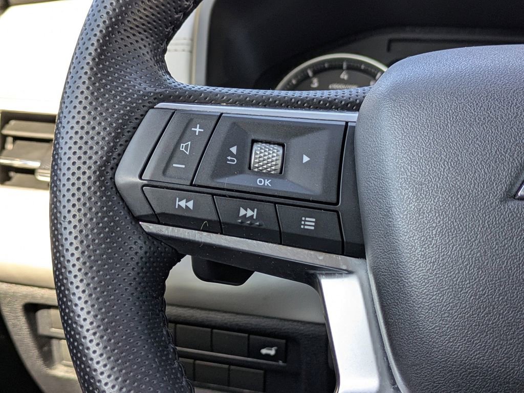 Used 2022 Mitsubishi Outlander SEL FWD image 27