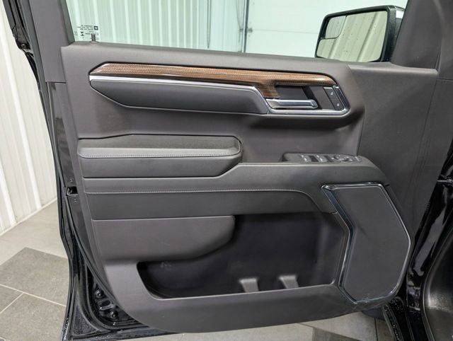 Used 2024 Chevrolet Silverado 1500 LT image 13