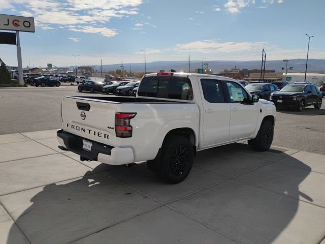 New 2026 Nissan Frontier SV w/ Tow Package AWD/4WD image 5