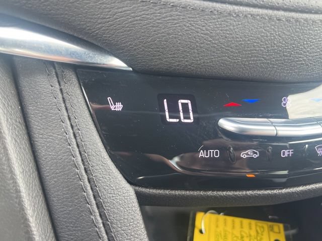 Certified 2023 Cadillac XT6 Luxury AWD/4WD image 23