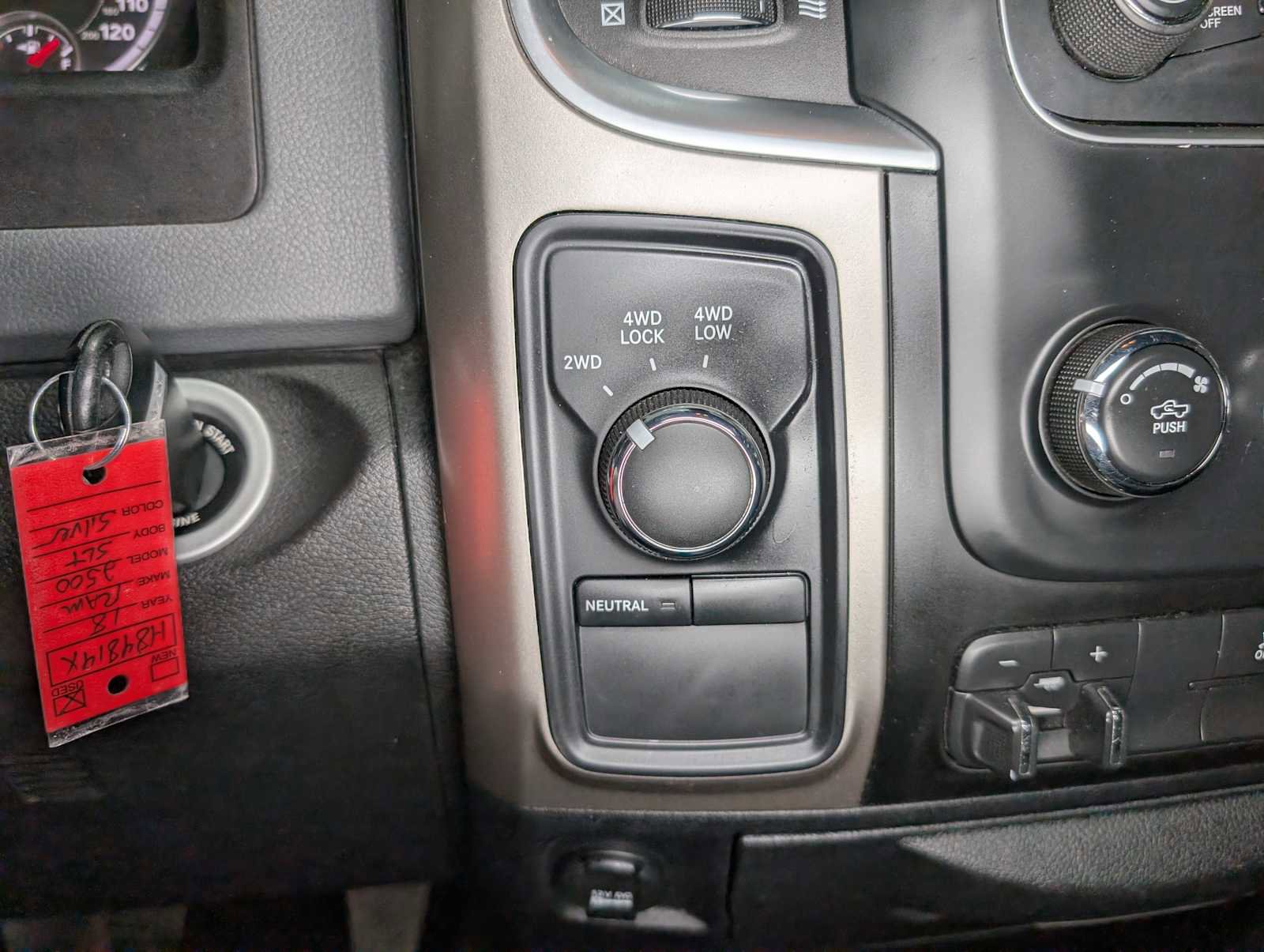 Used 2018 RAM 2500 SLT image 27