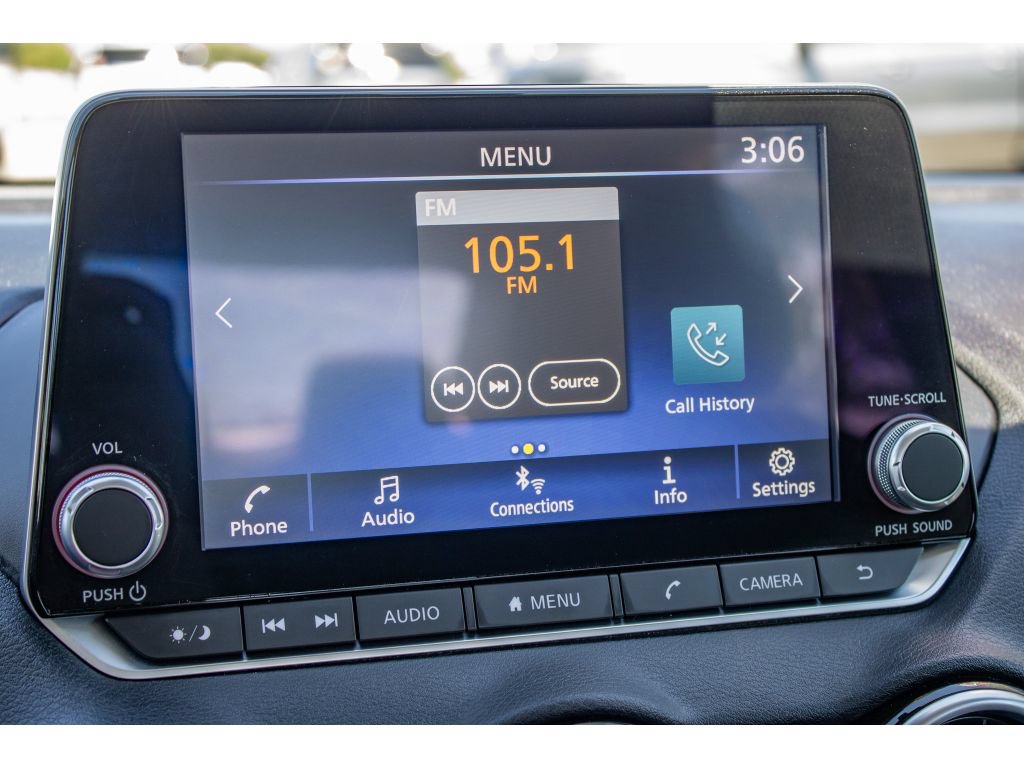 Used 2022 Nissan Sentra SV FWD image 41