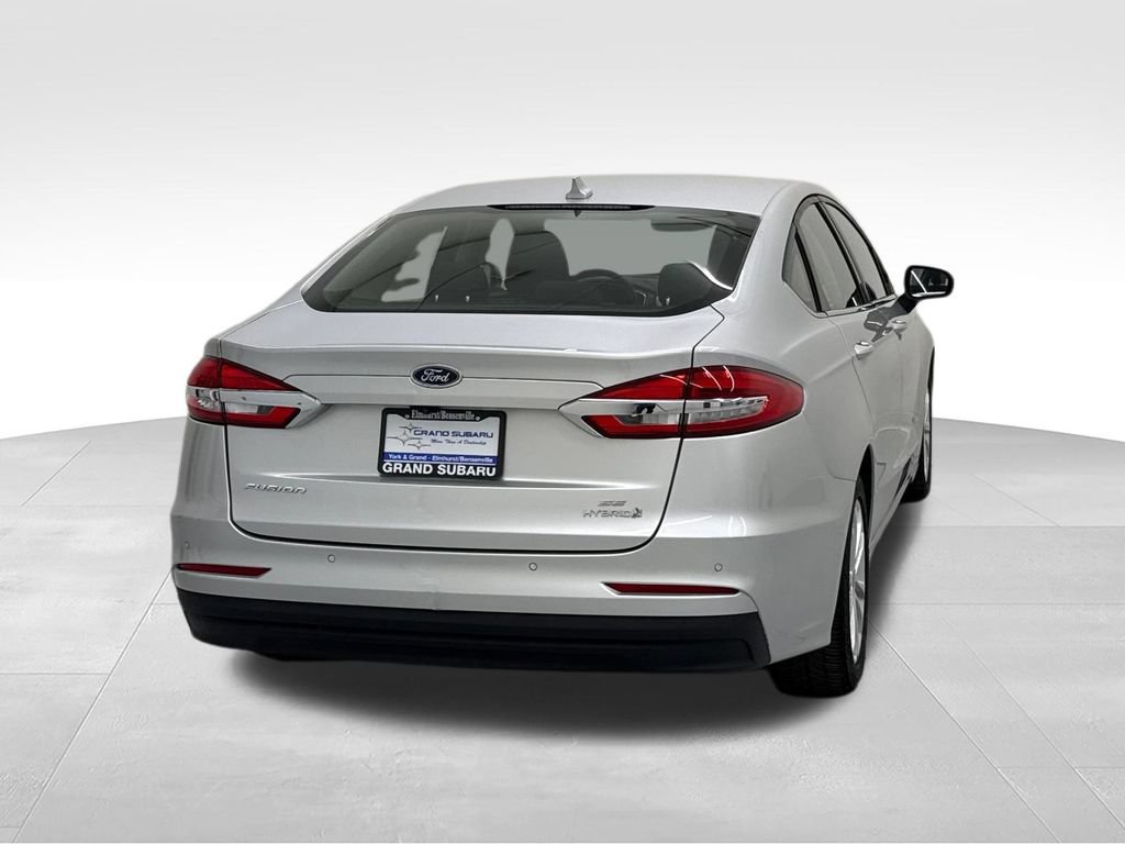 Used 2019 Ford Fusion SE FWD image 6