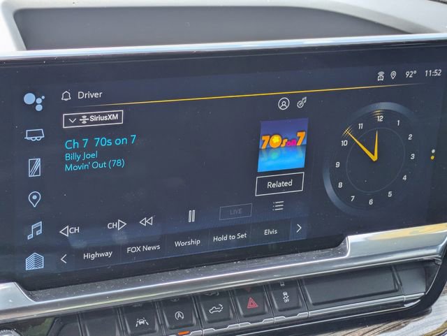 Used 2022 Chevrolet Silverado 1500 LT AWD/4WD image 23