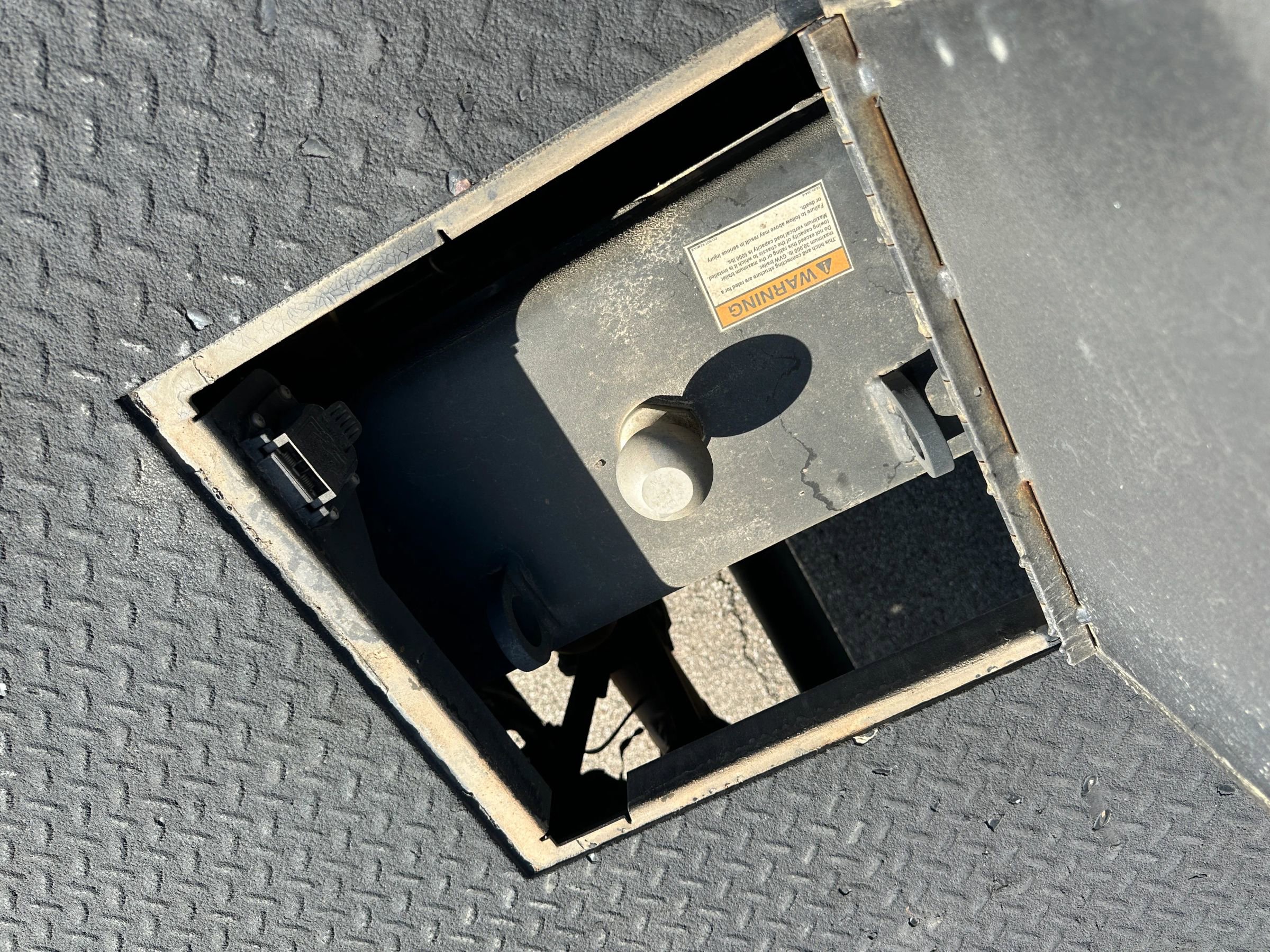 Used 2022 Ford F350 XL w/ Power Equipment Group image 7