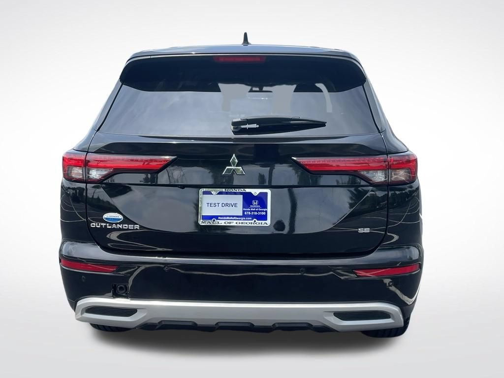 Used 2023 Mitsubishi Outlander SE FWD image 5