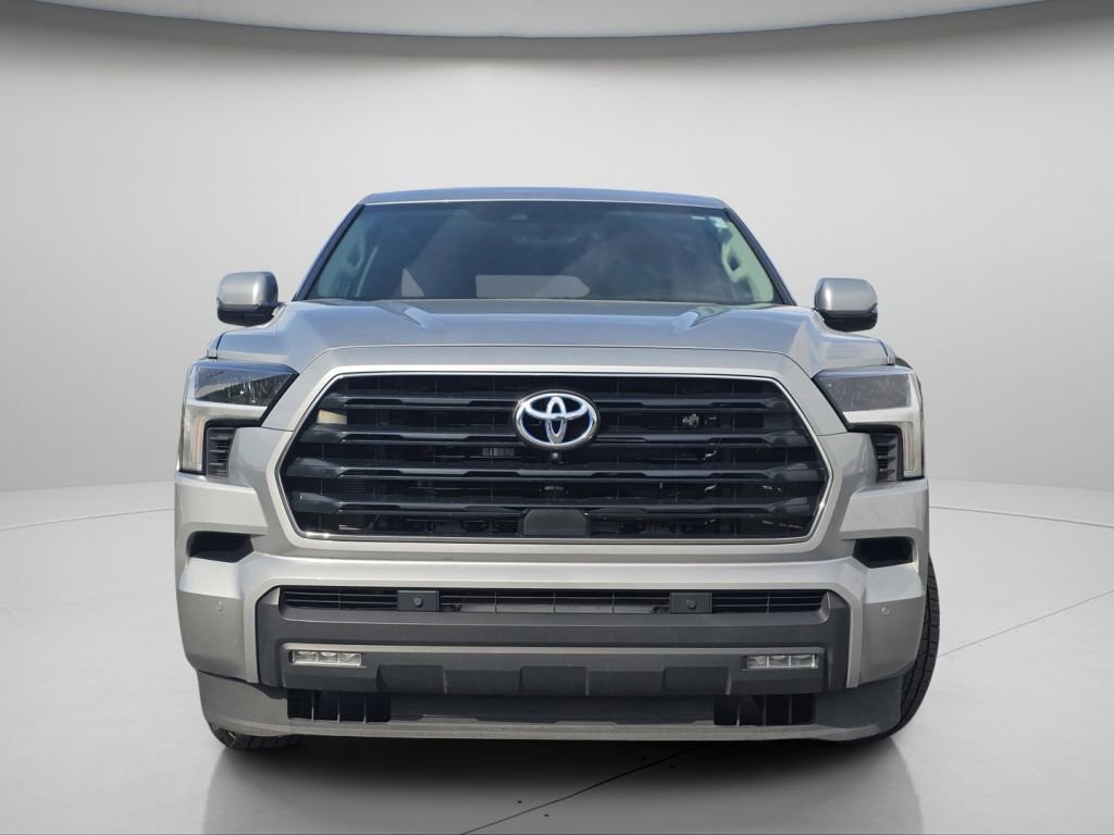 Used 2023 Toyota Sequoia SR5 w/ SR5 Premium Package AWD/4WD image 3
