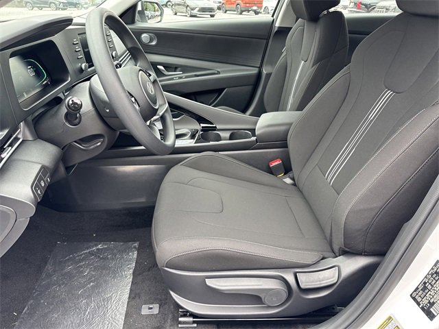 New 2026 Hyundai Elantra Blue image 9