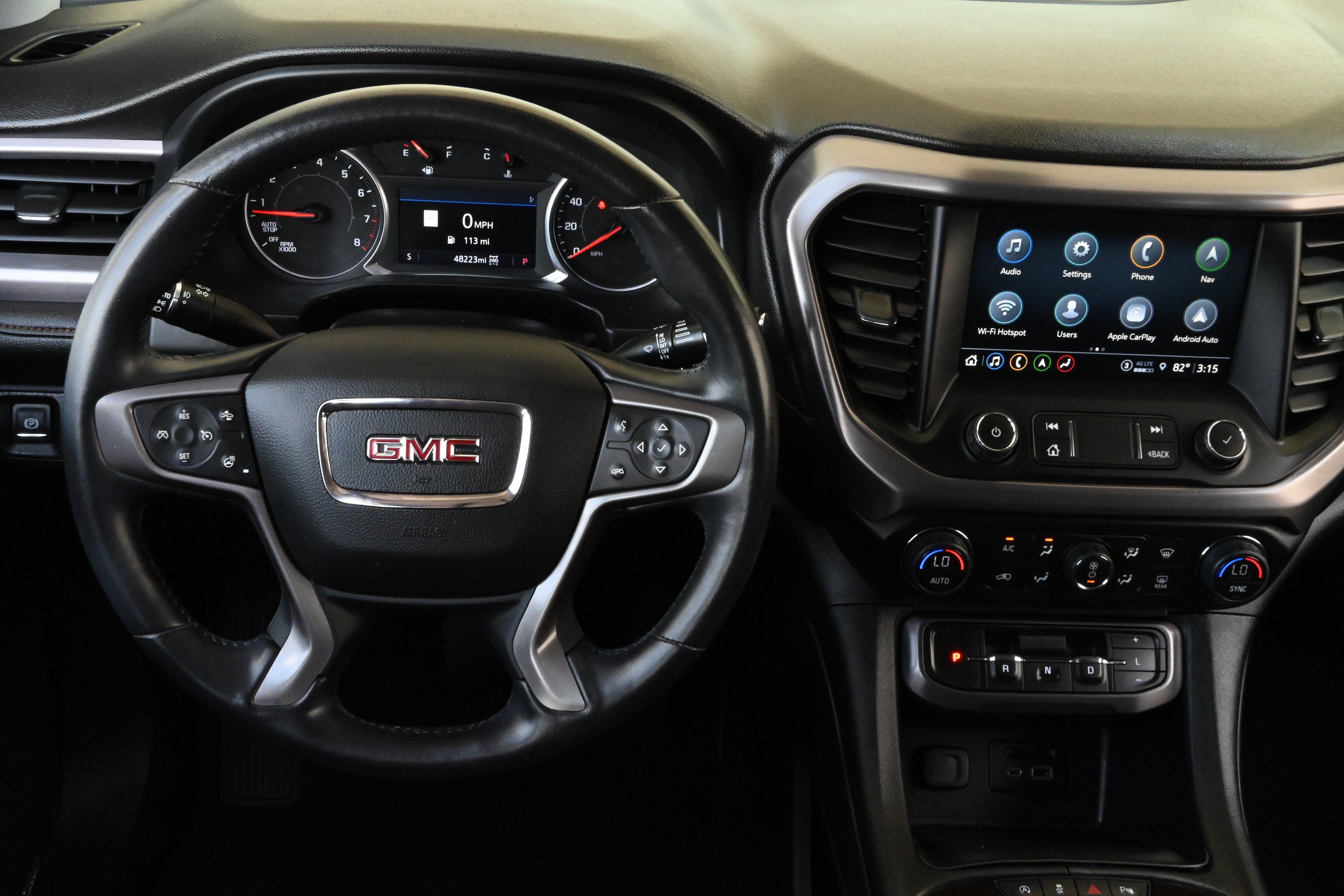 Used 2022 GMC Acadia AT4 w/ Preferred Package AWD/4WD image 16