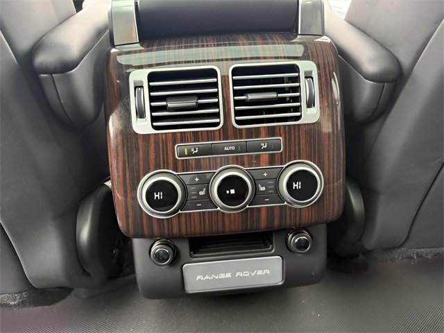 Used 2017 Land Rover Range Rover HSE image 22