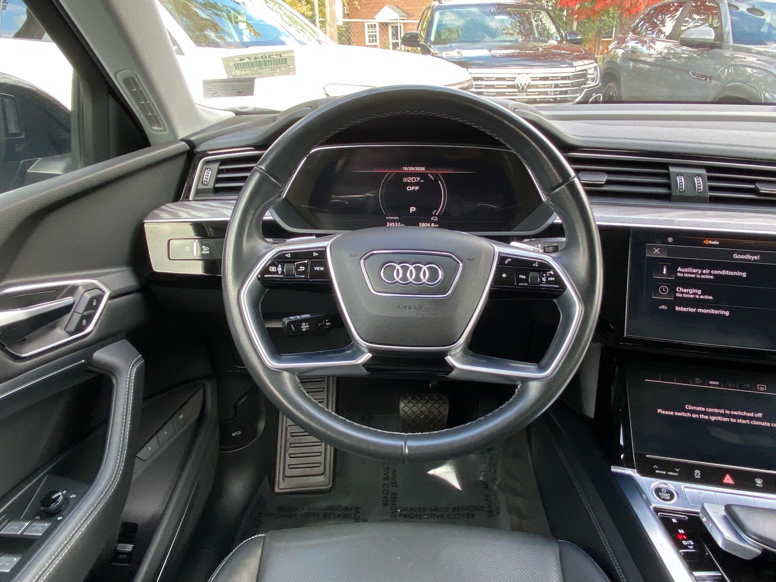 Used 2024 Audi Q8 e-tron Premium Plus AWD/4WD image 5
