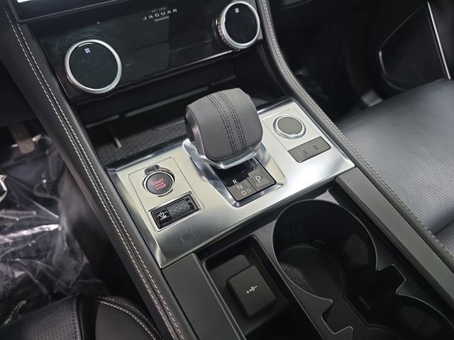 Used 2024 Jaguar F-PACE R-Dynamic S image 25