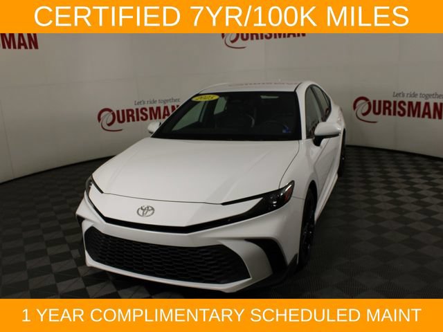 Used 2025 Toyota Camry SE