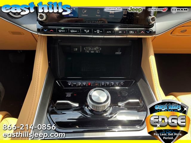 New 2026 Jeep Grand Wagoneer L Summit AWD/4WD image 8