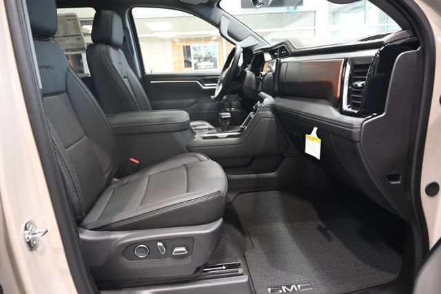 New 2026 GMC Sierra 1500 Denali AWD/4WD image 15
