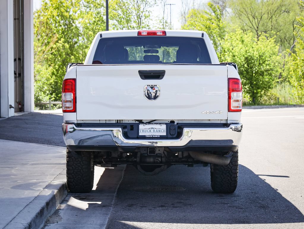 Used 2022 RAM 2500 Tradesman w/ Chrome Appearance Group AWD/4WD image 4