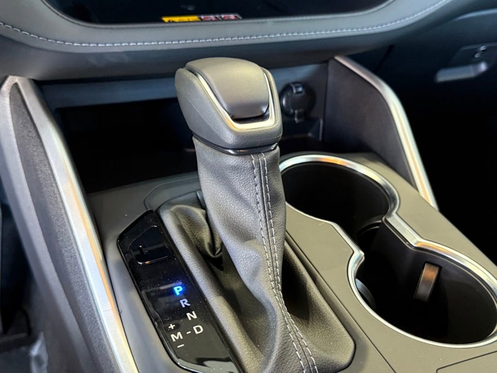New 2025 Toyota Highlander XLE image 24