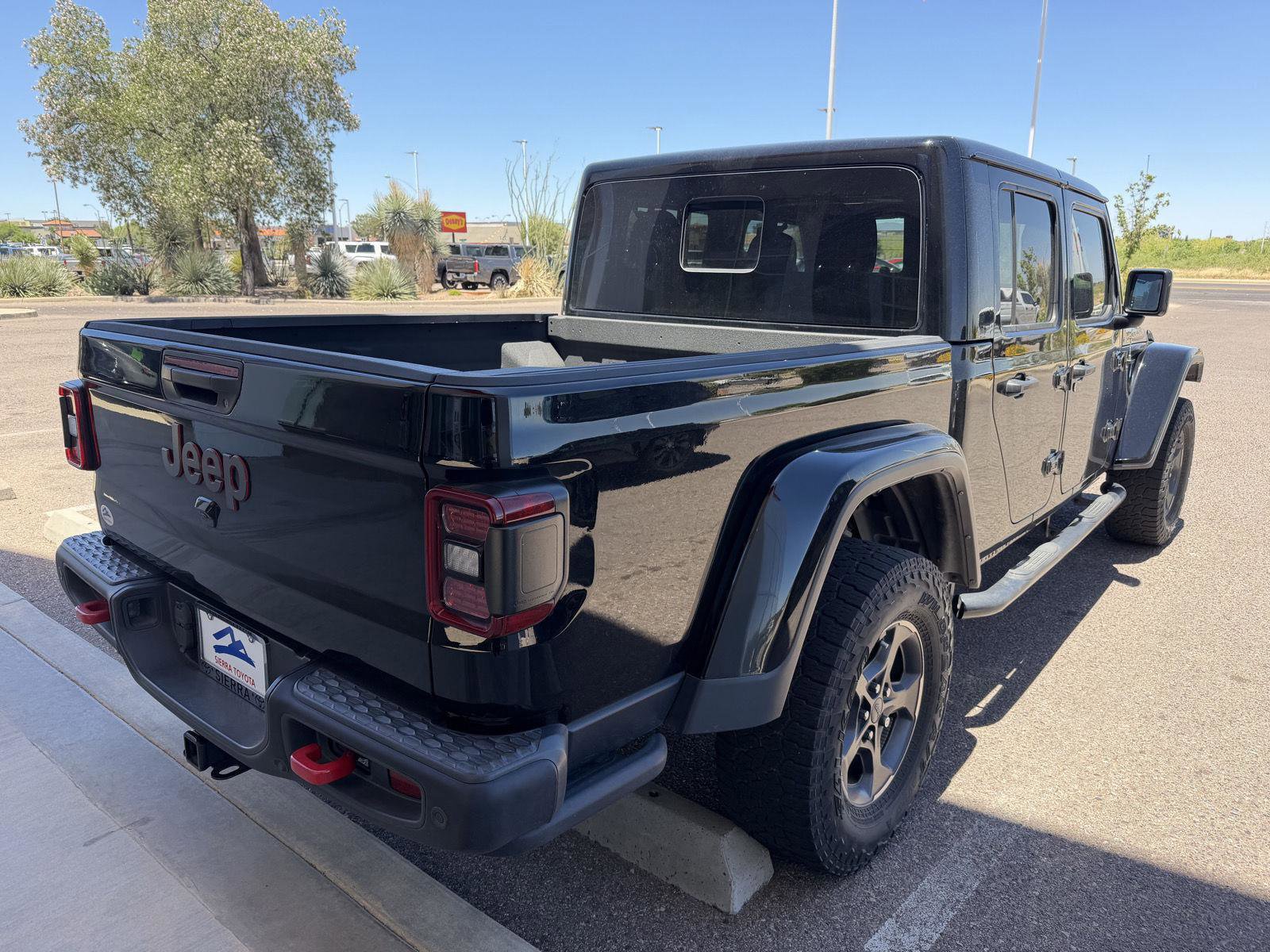 Used 2021 Jeep Gladiator Rubicon AWD/4WD image 6