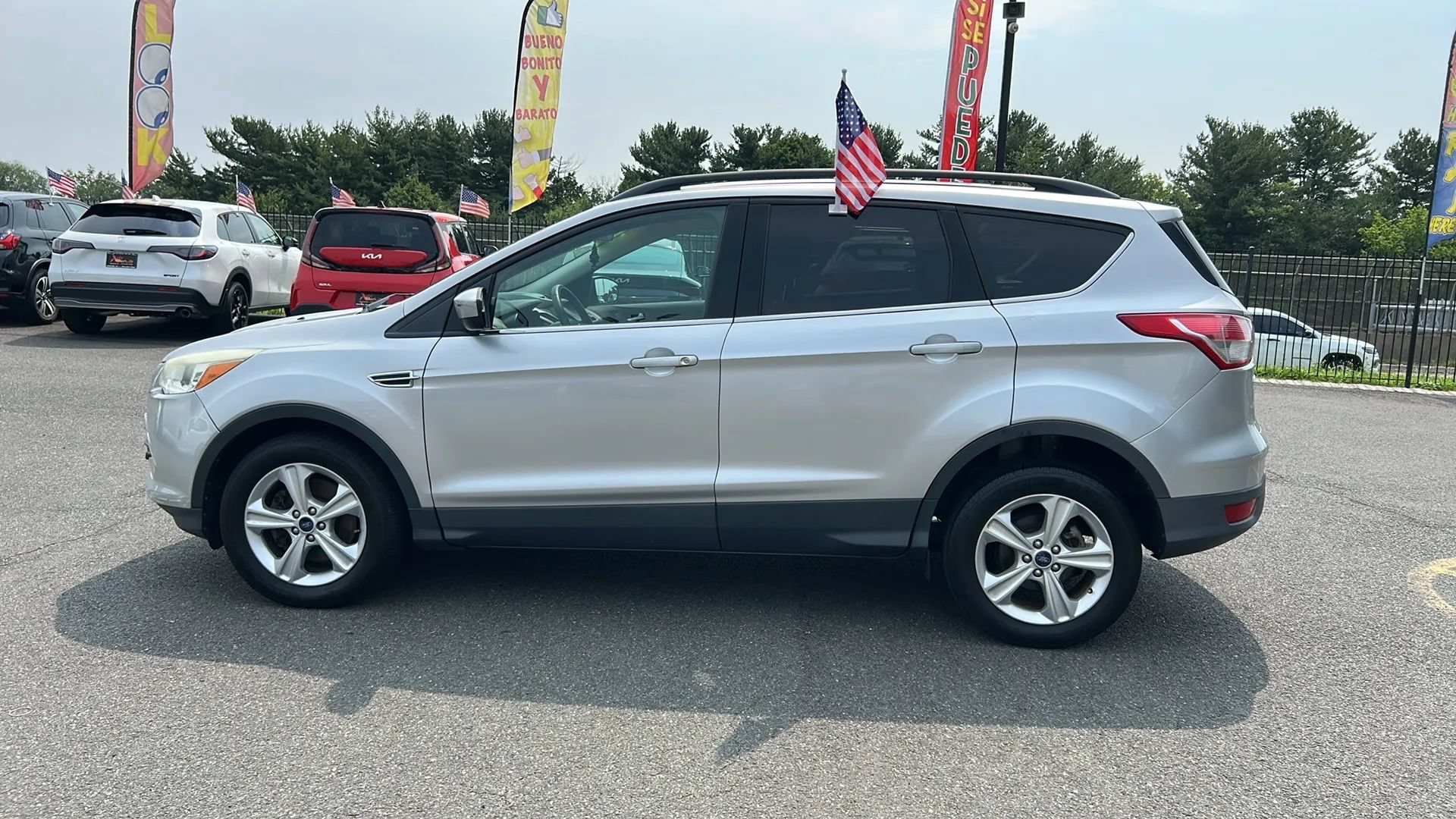 Used 2014 Ford Escape SE w/ Equipment Group 201A AWD/4WD image 9