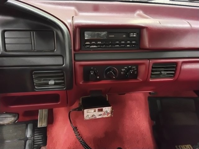 Used 1996 Ford F150 2WD Regular Cab image 12