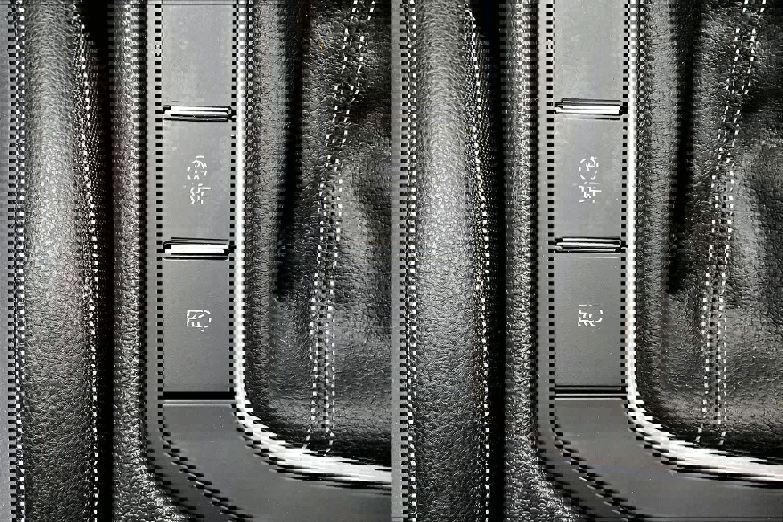 Used 2025 Volkswagen Jetta SE w/ Black Wheel Package image 36