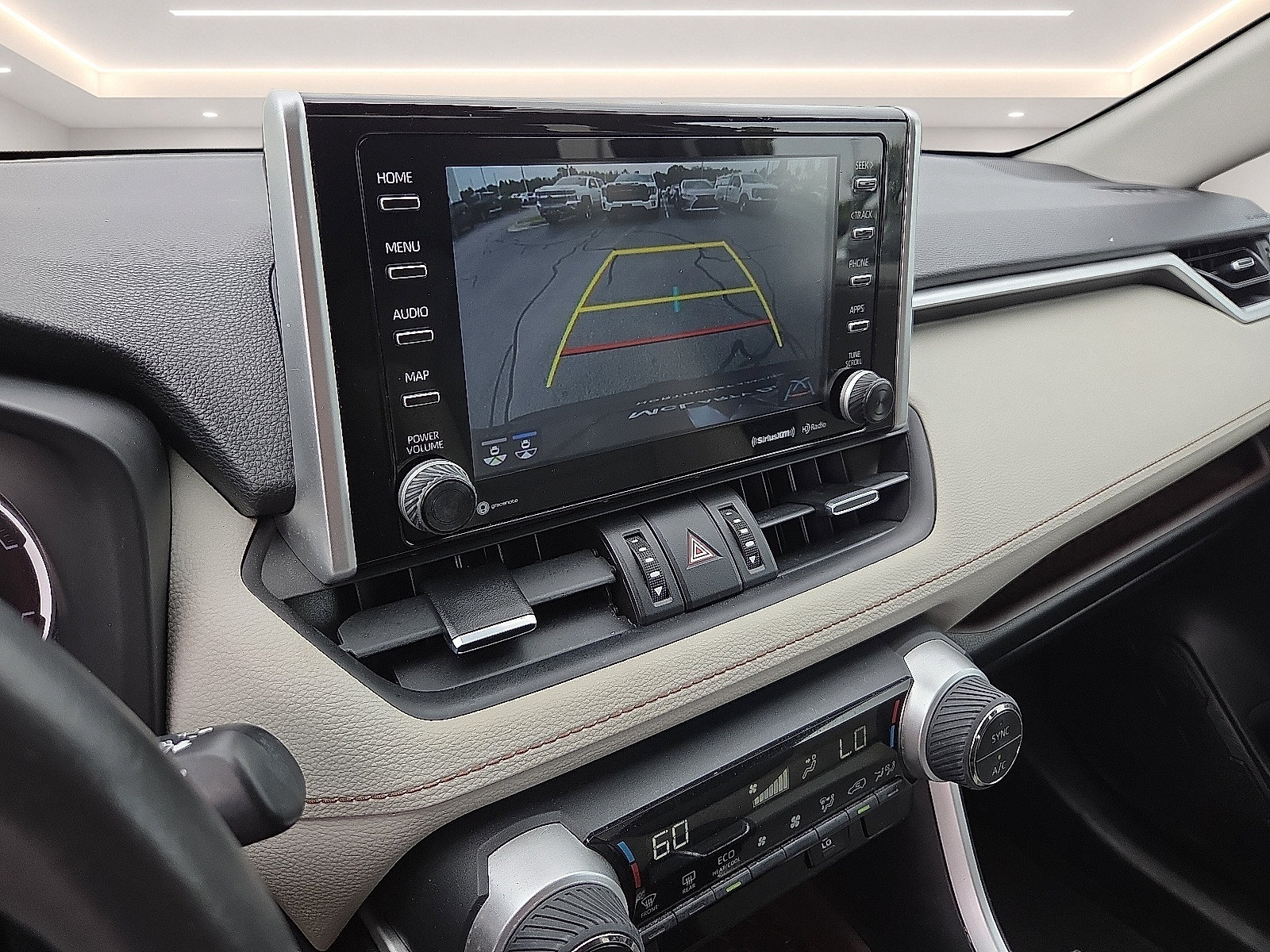 Used 2019 Toyota RAV4 Limited FWD image 8