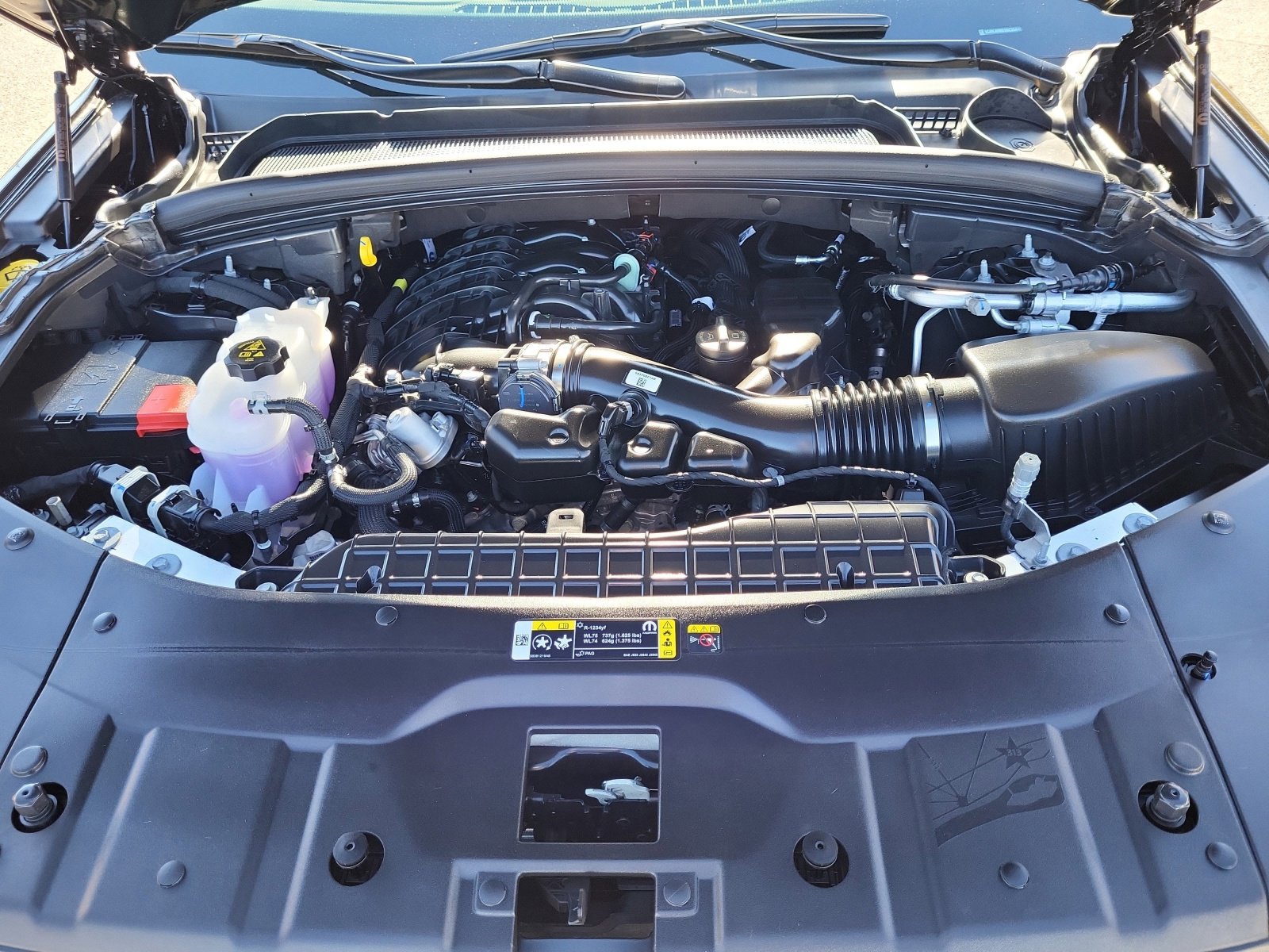 New 2025 Jeep Grand Cherokee Limited w/ Black Appearance Package image 32