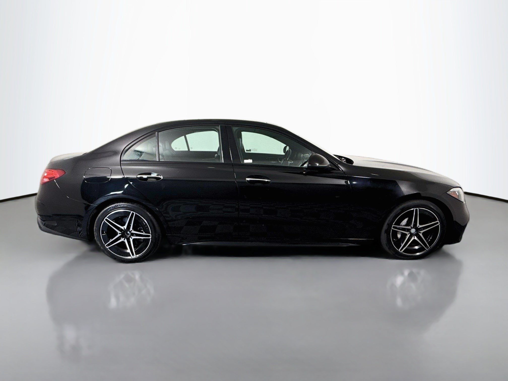 Used 2023 Mercedes-Benz C 300 4MATIC Sedan image 11