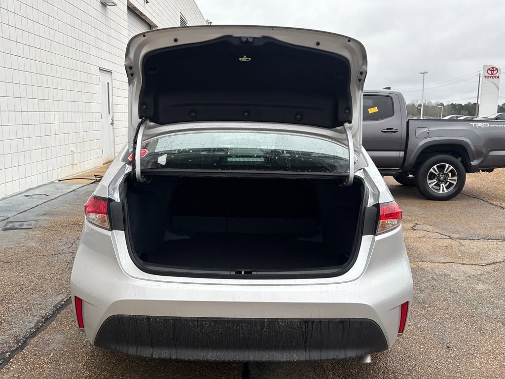 New 2026 Toyota Corolla LE image 27