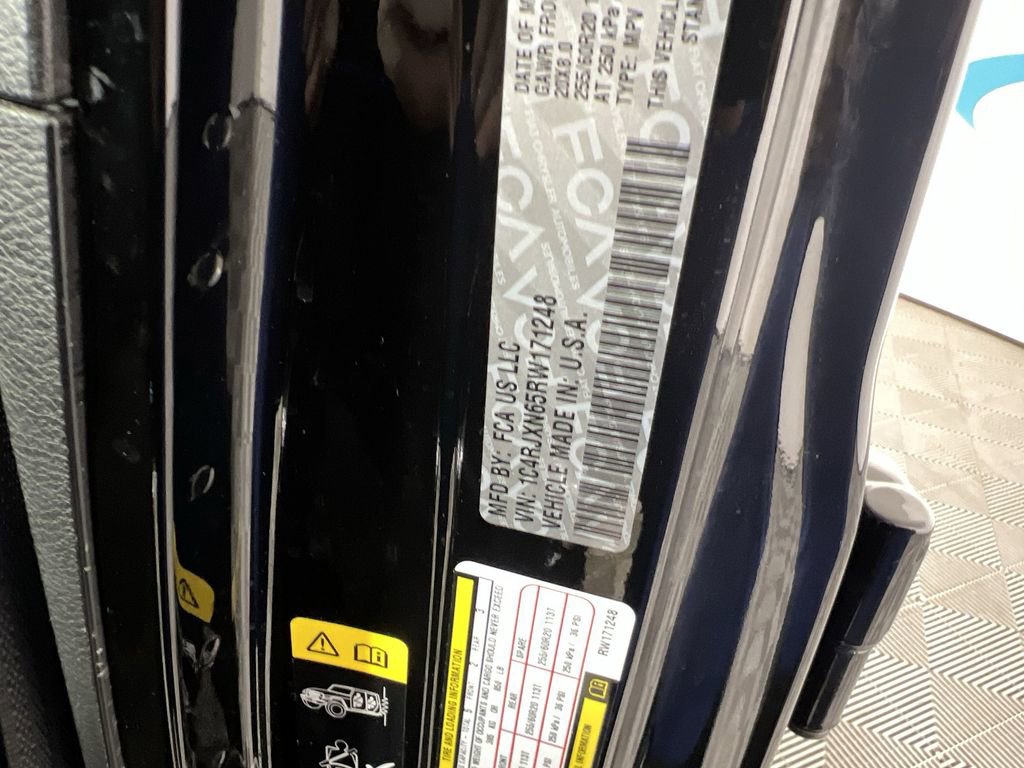 Used 2024 Jeep Wrangler Unlimited w/ Convenience Group image 33