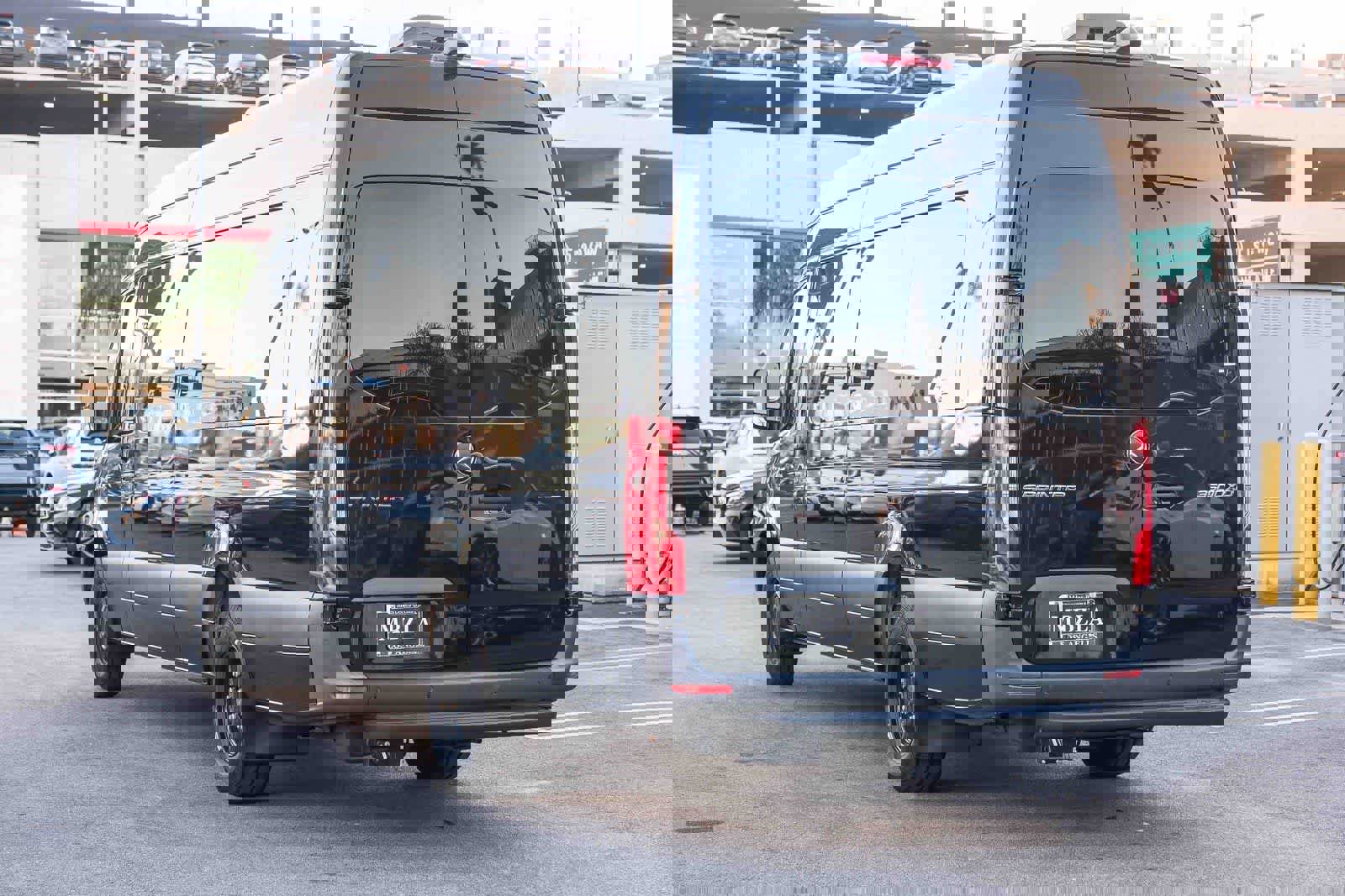 Used 2024 Mercedes-Benz Sprinter 3500 w/ Parking Package image 7