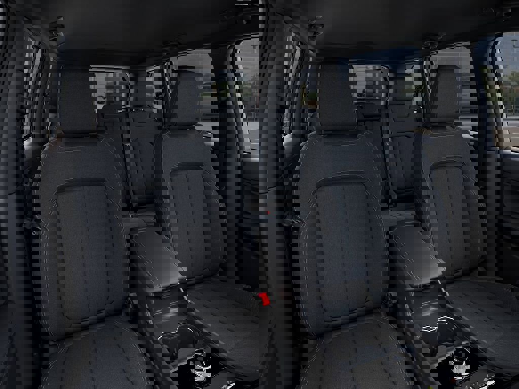 New 2025 Jeep Grand Cherokee Laredo w/ Trailer Tow Package image 16