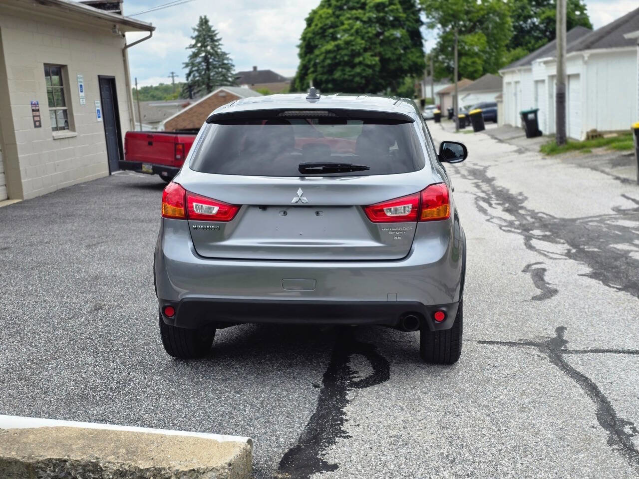 Used 2017 Mitsubishi Outlander Sport SE FWD image 5