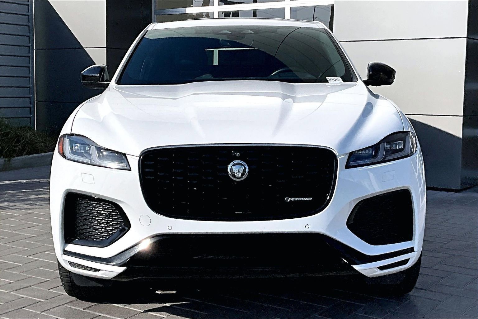 Certified 2025 Jaguar F-PACE R-Dynamic S AWD/4WD image 2