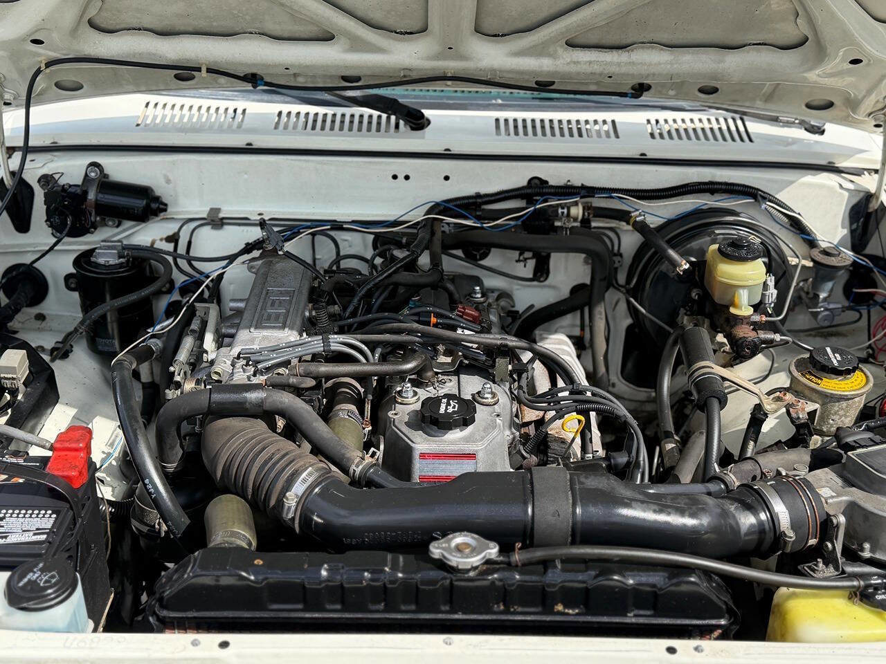 Used 1989 Toyota Pickup Deluxe AWD/4WD image 4