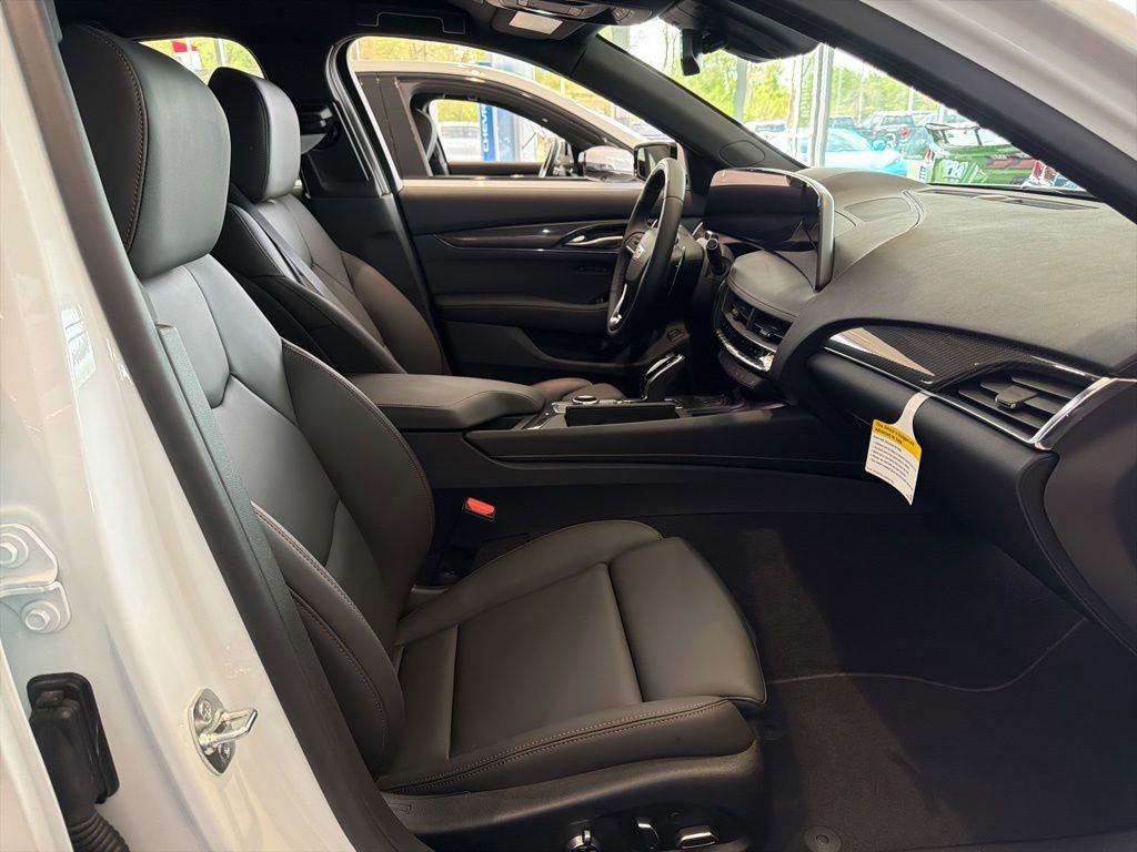 Used 2025 Cadillac CT5 Sport RWD image 29