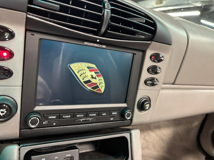 Used 2000 Porsche 911 Cabriolet image 13