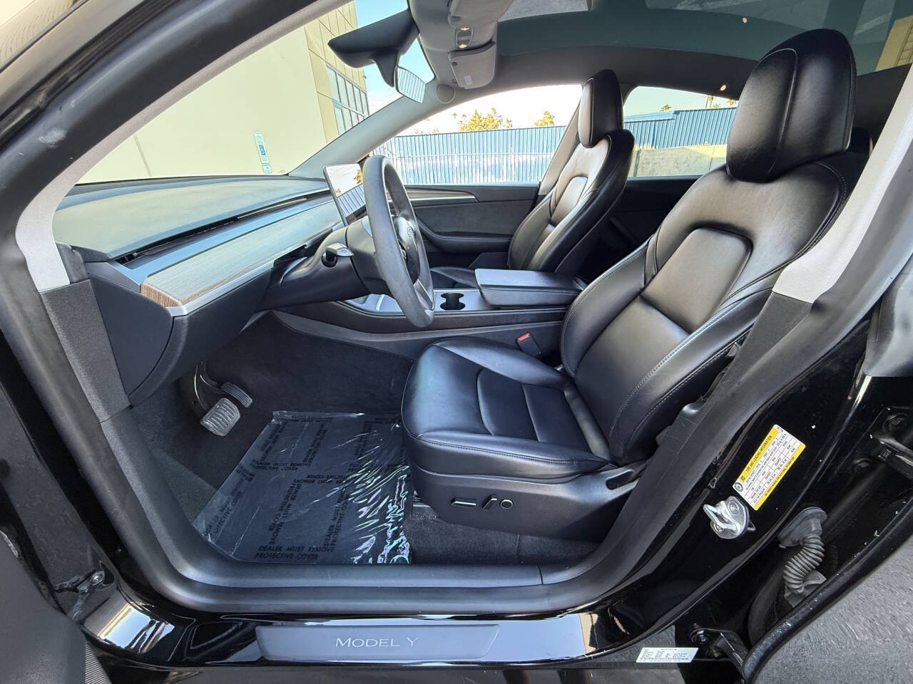 Used 2023 Tesla Model Y Long Range AWD/4WD image 20