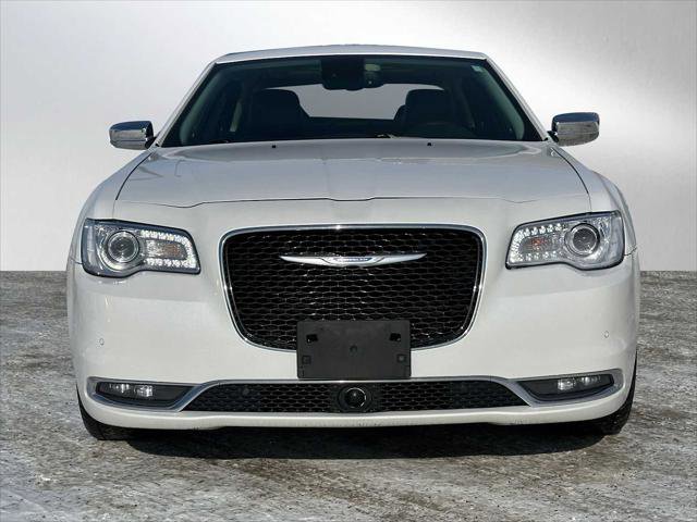 Used 2015 Chrysler 300 C w/ Light Group image 8