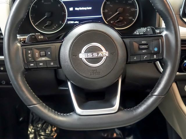 Used 2023 Nissan Rogue SL image 19