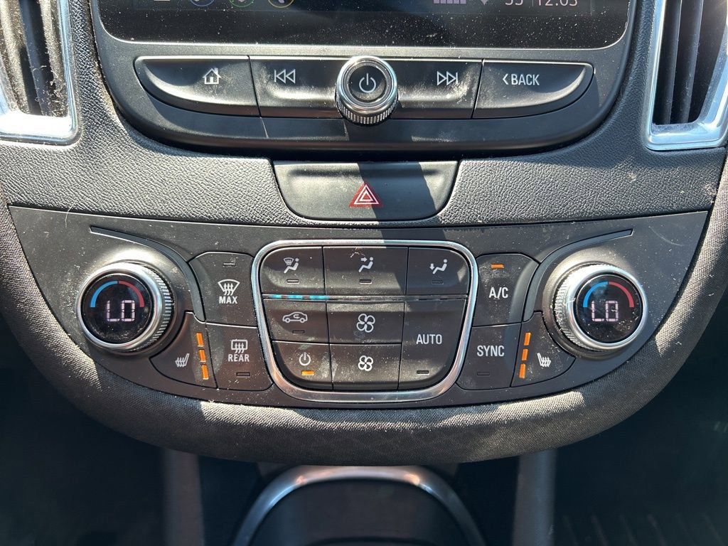 Used 2019 Chevrolet Malibu LT FWD image 28